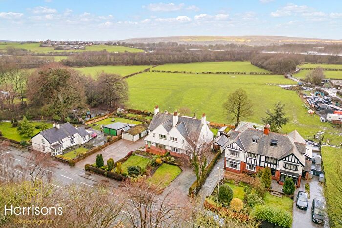 4 Bedroom Semi-detached House For Sale In Manchester Road, Over Hulton, Bolton, Lancashire, BL5