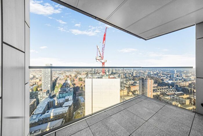 2 Bedroom Flat For Sale In City Road, London, EC1V