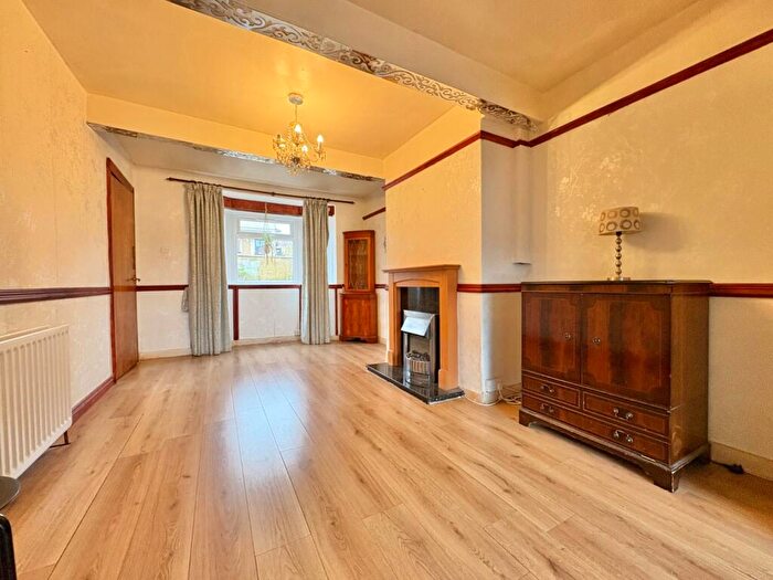 3 Bedroom Semi Detached House To Rent In Burley Wood Crescent, Burley, Leeds, LS4