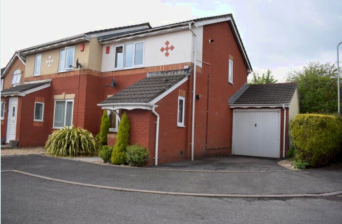 2 Bedroom House To Rent In Megan Close, Gorseinon, Swansea, SA4