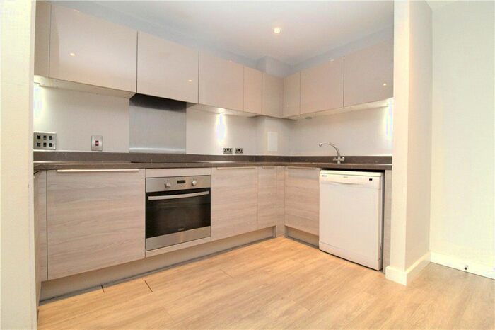 1 Bedroom Flat To Rent In Wandle Road, Croydon, CR0