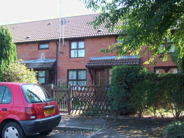 1 Bedroom Terraced House To Rent In Goldsworth Park/woking, GU21