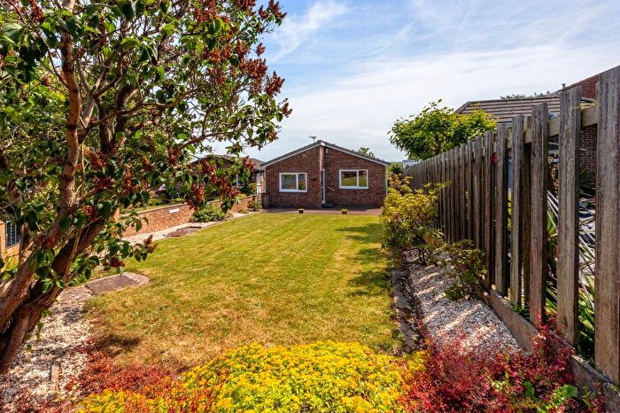 2 Bedroom Detached Bungalow For Sale In Fulmer Close, Carlton, Barnsley, S71
