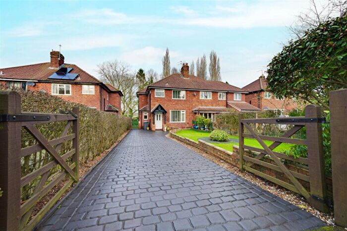 3 Bedroom Semi-Detached House For Sale In Swettenham Road, Somerford Booths, Congleton, CW12