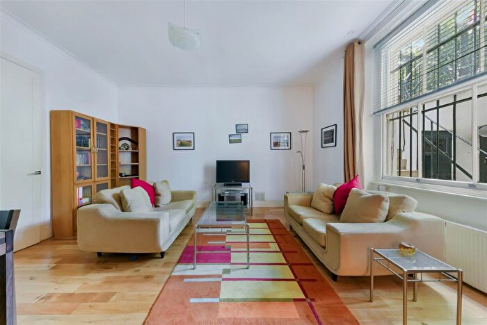2 Bedroom Flat For Sale In Cornwall Gardens, South Kensington, SW7