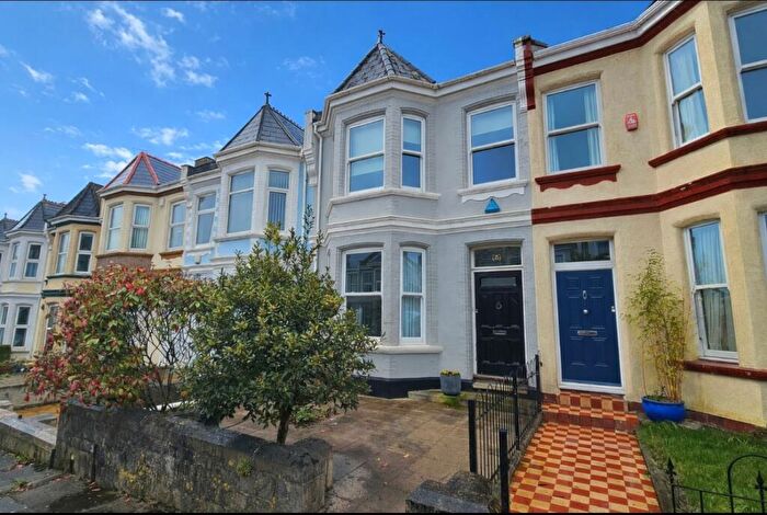 3 Bedroom Terraced House For Sale In Amherst Road, Plymouth, PL3