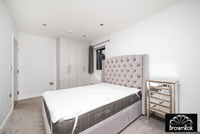 2 Bedroom Apartment To Rent In The Hyde, London, NW9