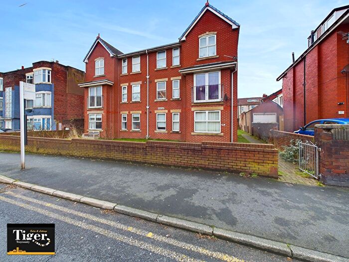 2 Bedroom Flat To Rent In A Park Road, Blackpool, FY1