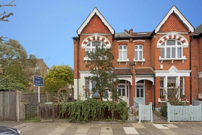 2 Bedroom End Of Terrace House To Rent In Woodnook Road, London, SW16