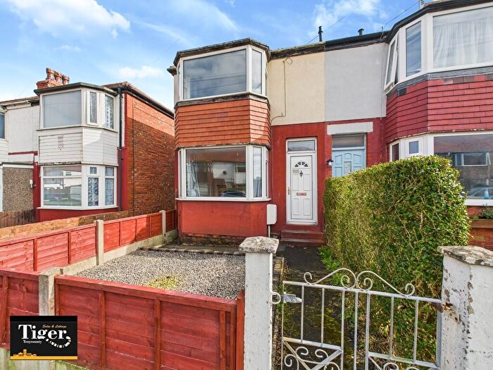 2 Bedroom End Of Terrace House To Rent In Westbank Avenue, Blackpool, FY4