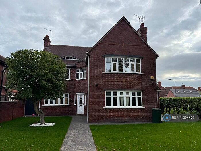 4 Bedroom Detached House To Rent In Town Moor Avenue, Doncaster, DN2