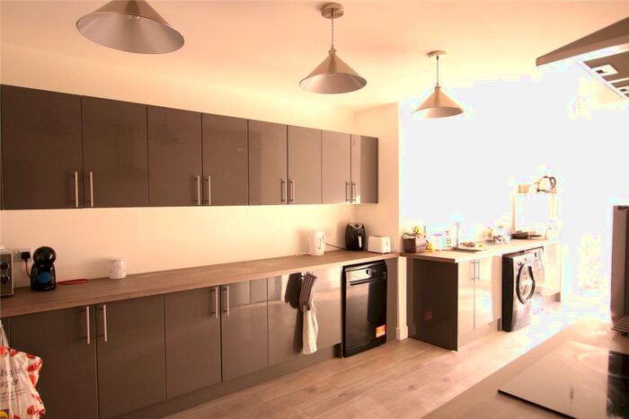 6 Bedroom Terraced House To Rent In Staple Hill Road, Bristol, Somerset, BS16