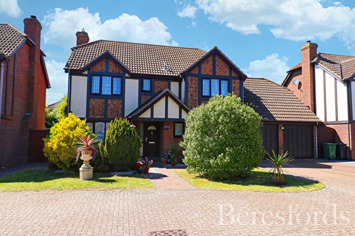 4 Bedroom Detached House For Sale In Tudor Place, Mayland, CM3