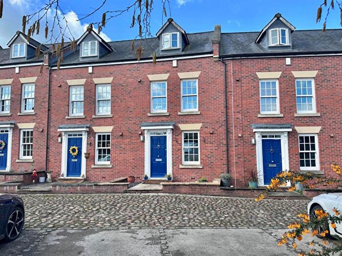 3 Bedroom Town House For Sale In Second Wood Street, Nantwich, Cheshire, CW5