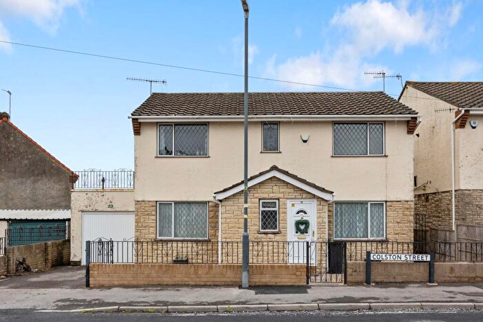 4 Bedroom Detached House For Sale In Colston Street, Soundwell, Bristol, BS16