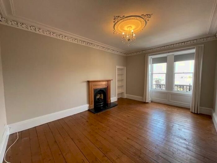 2 Bedroom Flat To Rent In Blackness Avenue, Dundee, DD2