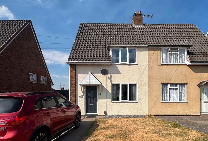 2 Bedroom Semi-Detached House For Sale In Ashenhurst Road, Dudley, DY1