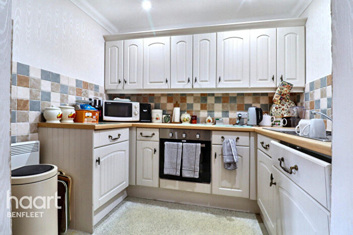 1 Bedroom Retirement Property For Sale In High Road, Benfleet, SS7