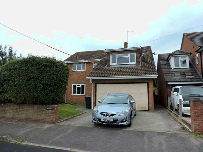 4 Bedroom Detached House To Rent In Balls Lane, Sturminster Marshall, BH21