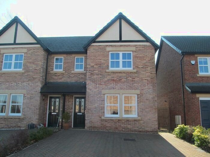 3 Bedroom Semi-Detached House To Rent In Cross Close, Houghton, CA3