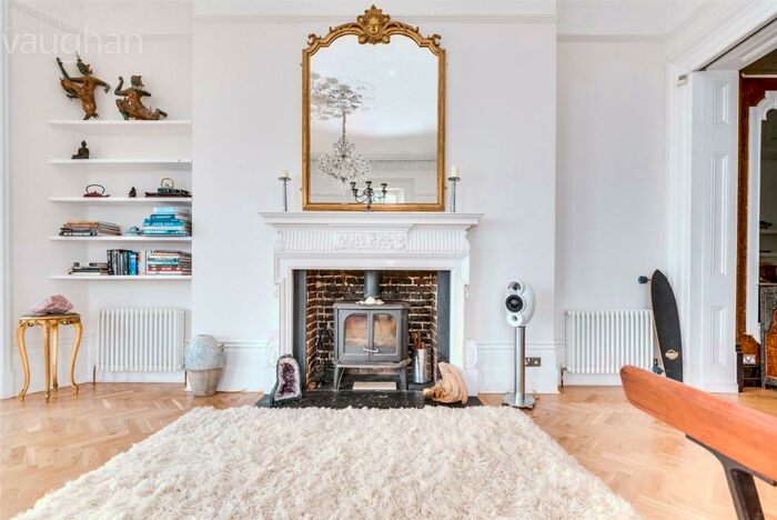 3 Bedroom End Of Terrace House To Rent In Marine Parade, Brighton, East Sussex, BN2