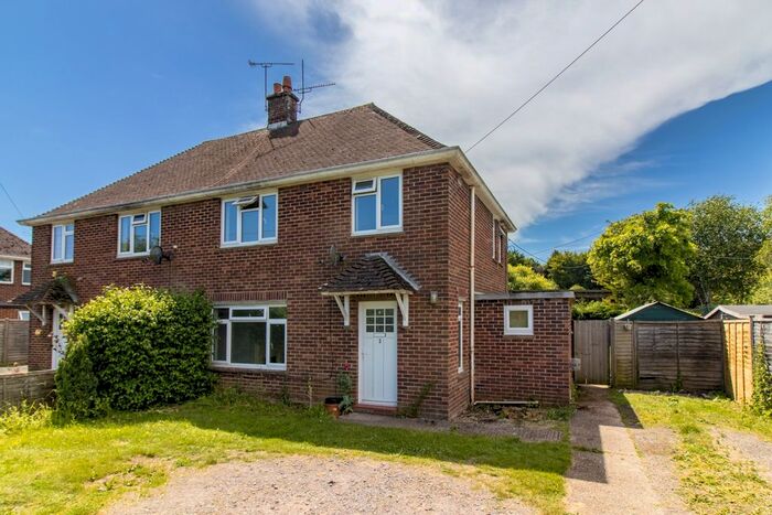 3 Bedroom Cottage To Rent In Old Park Road, Bishop's Sutton, Alresford, SO24
