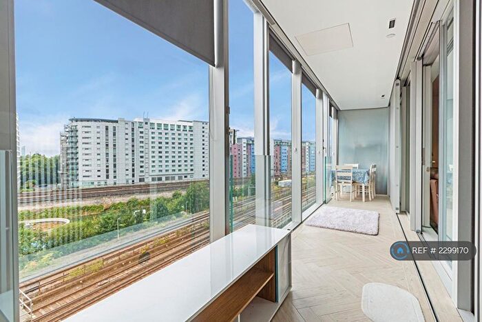 1 Bedroom Flat To Rent In Halliday House, London, SW11