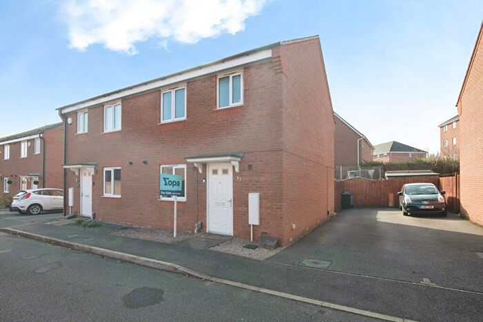 3 Bedroom Semi Detached House For Sale In Wharf Mews, Netherton, Dudley, DY2