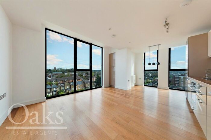 2 Bedroom Apartment To Rent In Mason's Avenue, Croydon, CR0