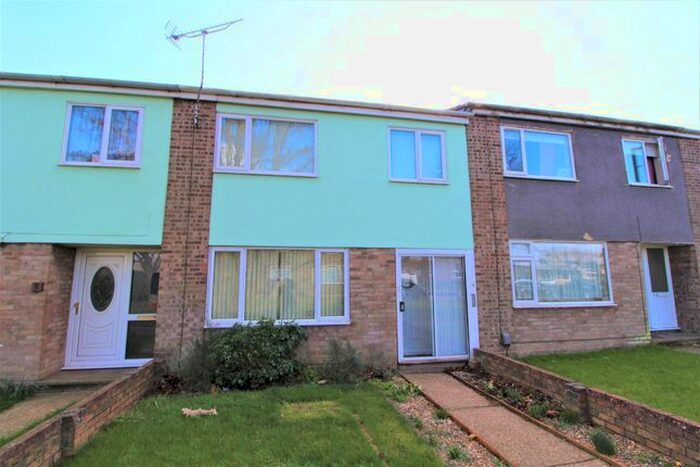 3 Bedroom Terraced House To Rent In Foxglove Walk, Colchester, CO4