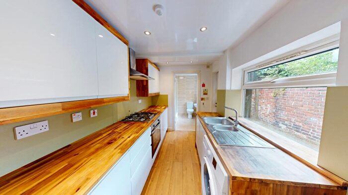 4 Bedroom House To Rent In Croydon Road, Newcastle Upon Tyne, NE4