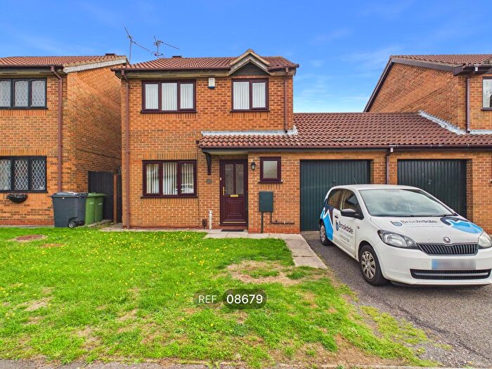 3 Bedroom Property To Rent In Wasdale Gardens, Peterborough, PE4