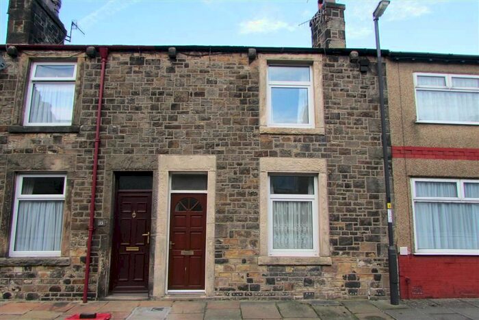 2 Bedroom Property To Rent In Beech Street, Lancaster, LA1