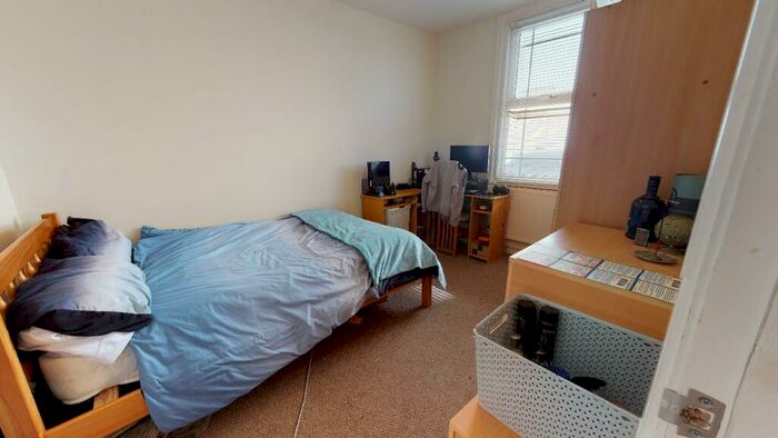 3 Bedroom Terraced House To Rent In St Rumbolds Street |, LN2