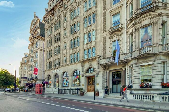 2 Bedroom Flat To Rent In Piccadilly, London, W1J