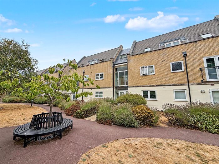2 Bedroom Flat For Sale In Cressing Road, Braintree, CM7
