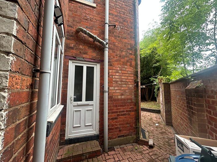 1 Bedroom Flat To Rent In Carlyle Road, Edgbaston, B16