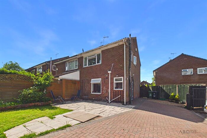 2 Bedroom Semi-Detached House For Sale In Beech Avenue, Alfreton, DE55