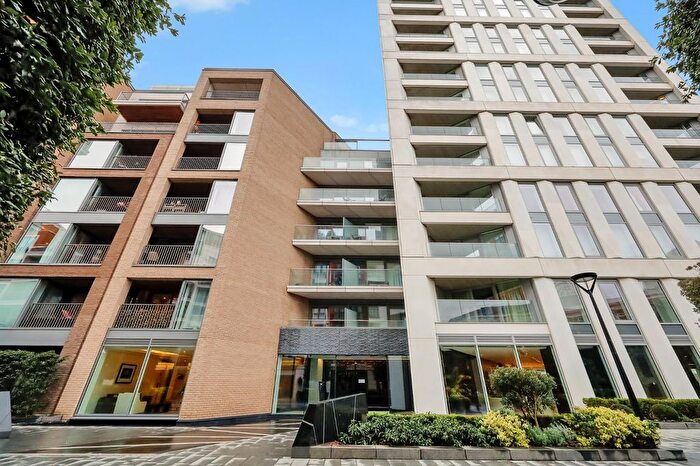 2 Bedroom Flat For Sale In The Tower, Park Street, Chelsea Creek, London, SW6