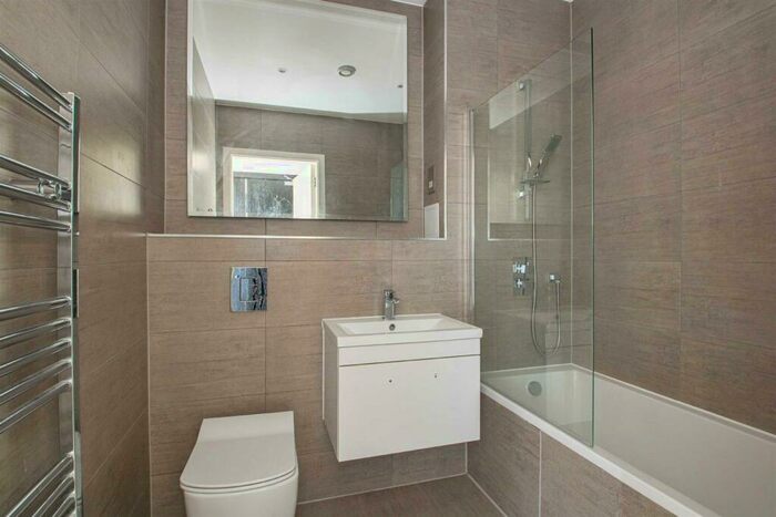 1 Bedroom Apartment To Rent In Capital Drive, Linford Wood, MK14