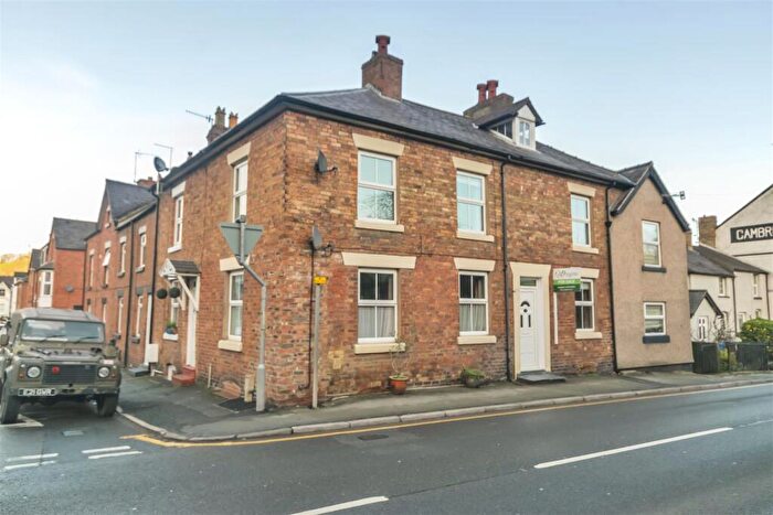 4 Bedroom Town House For Sale In Berwyn Street, Llangollen, LL20