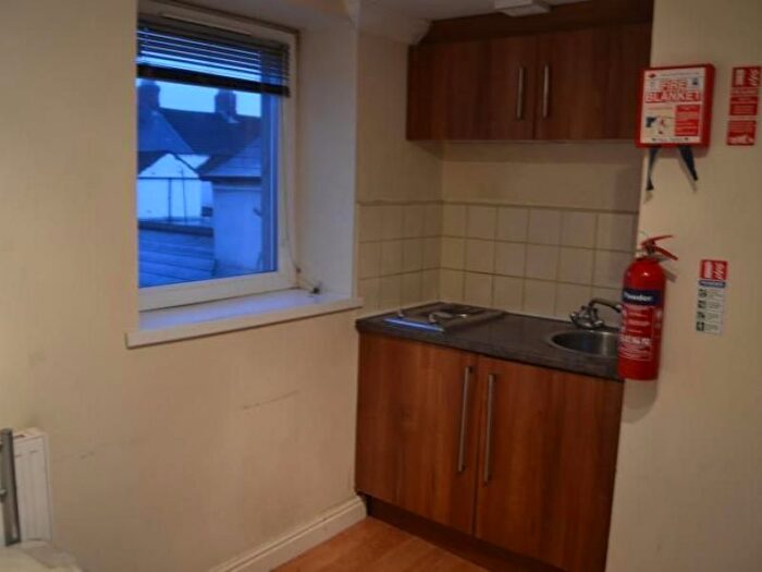 1 Bedroom Studio To Rent In Salisbury Road, Cathays, Cardiff, CF24