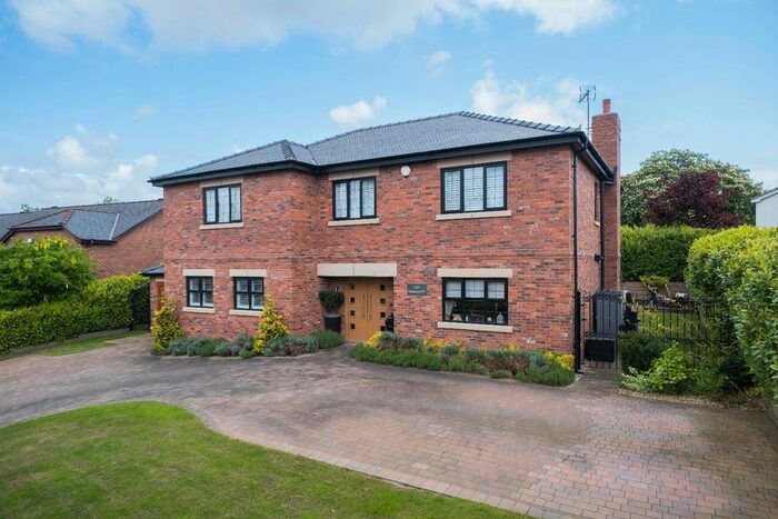 5 Bedroom Detached House For Sale In Church Lane, Guilden Sutton, Chester, CH3