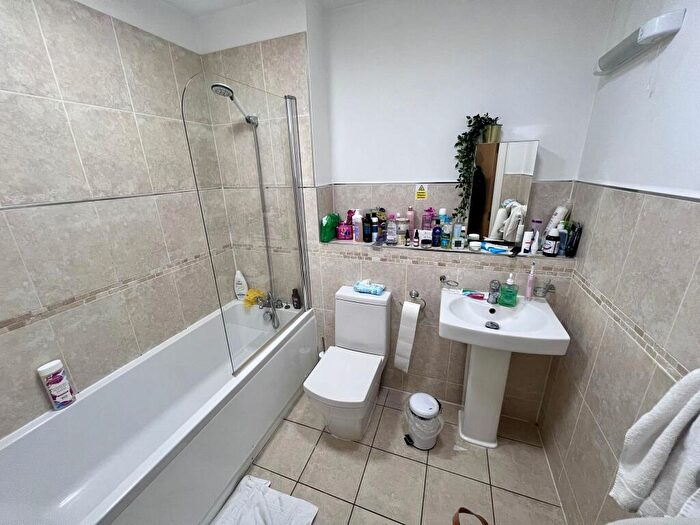 2 Bedroom Apartment To Rent In Mint Drive, Birmingham, B18