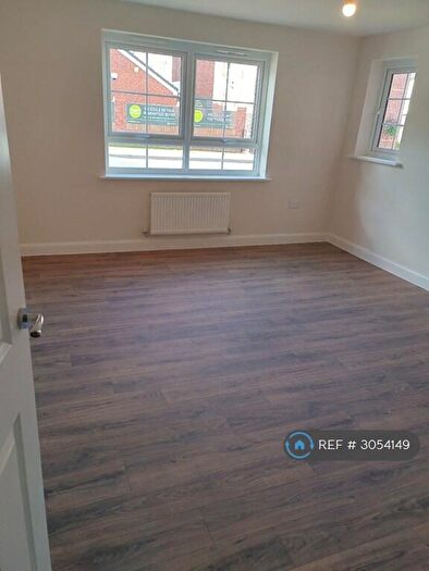 2 Bedroom Flat To Rent In Atlas Way, Dudley, DY2