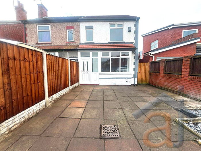 3 Bedroom Semi Detached House For Sale In Cobden Road Southport, PR9