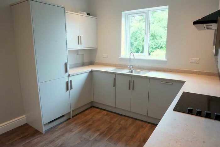 3 Bedroom Apartment To Rent In Melton Road, West Bridgford, NG2