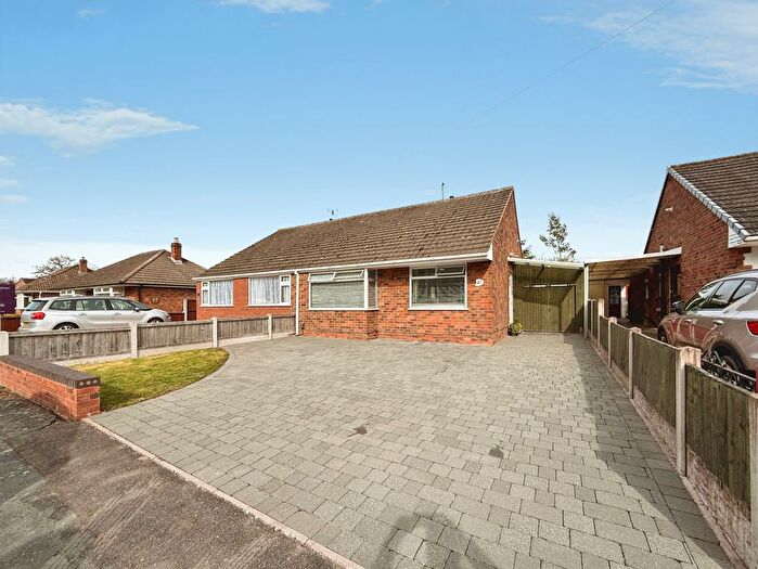 2 Bedroom Semi Detached Bungalow For Sale In Hadley Gardens, Leegomery, Telford, TF1