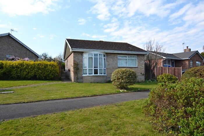 2 Bedroom Detached Bungalow For Sale In Puckpool Close, Ryde, Isle Of Wight, PO33