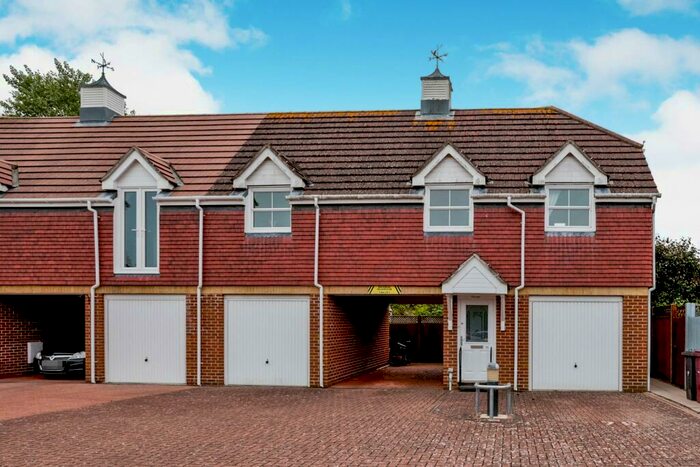 2 Bedroom House To Rent In Sadlers Walk, Emsworth, PO10